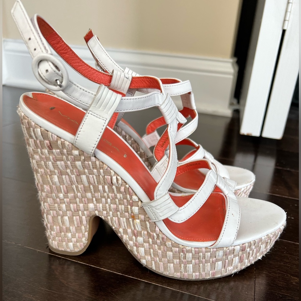 Via Spiga White Woven Heels Size 8